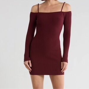 Good American virgo cold shoulder long sleeve ribbed sweater dress